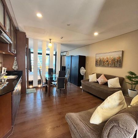 Appleone Ayala Condo With Balcony Cebu Exteriör bild