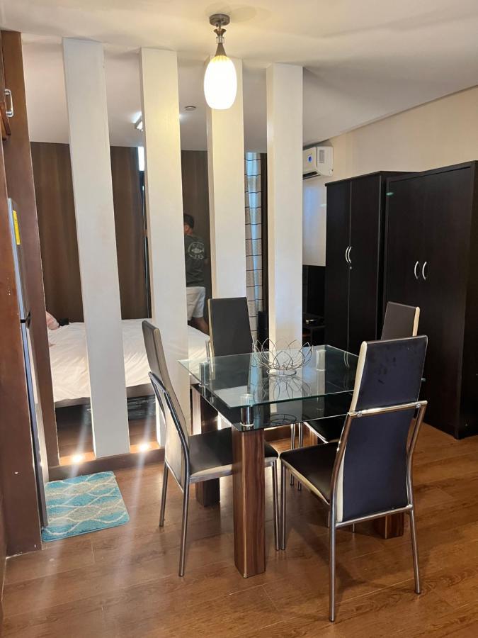 Appleone Ayala Condo With Balcony Cebu Exteriör bild